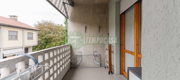 4 غرف نوم شقة في Carnate, Italy رقم 350892 32