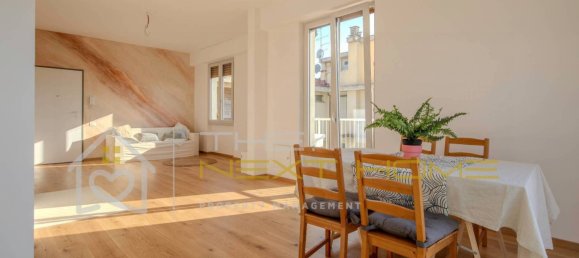 3 bedrooms Penthouse in Florence, Italy No. 324440 2