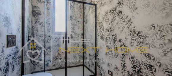 3 bedrooms Penthouse in Florence, Italy No. 324440 12