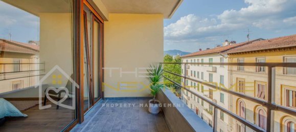 3 bedrooms Penthouse in Florence, Italy No. 324440 21