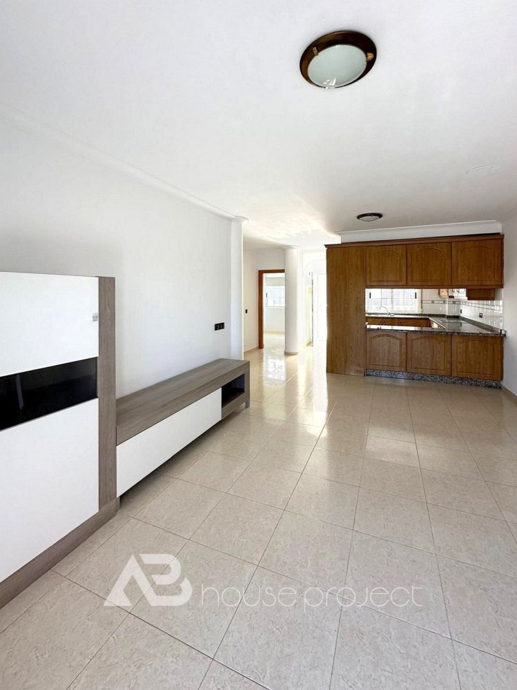 2 bedrooms Apartment in Adeje, Spain No. 88509