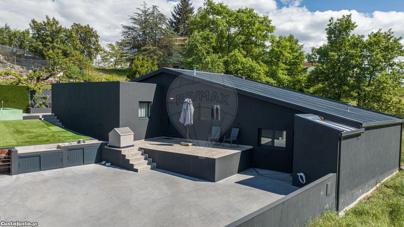 3 bedrooms House in Chaves, Portugal No. 174355