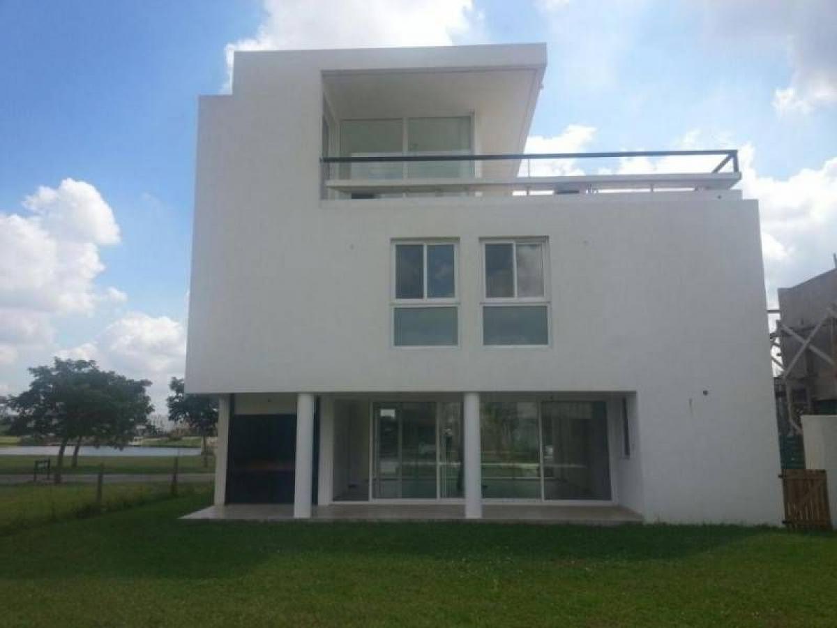 4 bedrooms House in Tigre, Argentina No. 21666