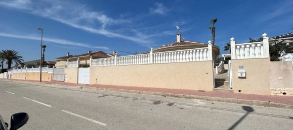 3 Schlafzimmer Villa in Ciudad Quesada, Spain, Nr. 188013 12