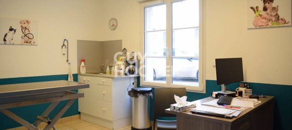 Propiedad comercial en Le Perray-en-Yvelines, France 155 m² No. 118627 2