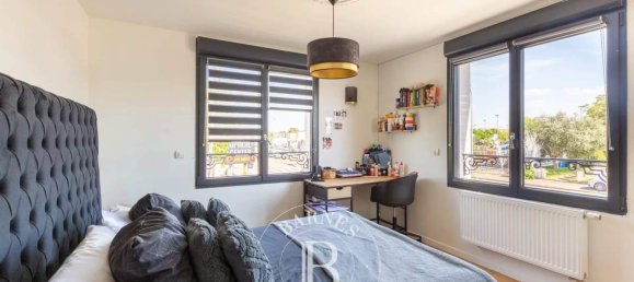 5 Schlafzimmer Haus in Montesson, France, Nr. 326696 13