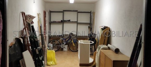 2-salle Appartement à Monza, Italy No. 278091 17