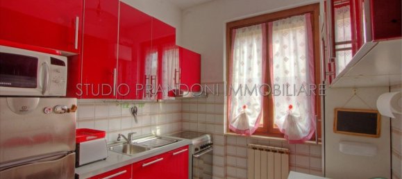 2-salle Appartement à Monza, Italy No. 278091 8