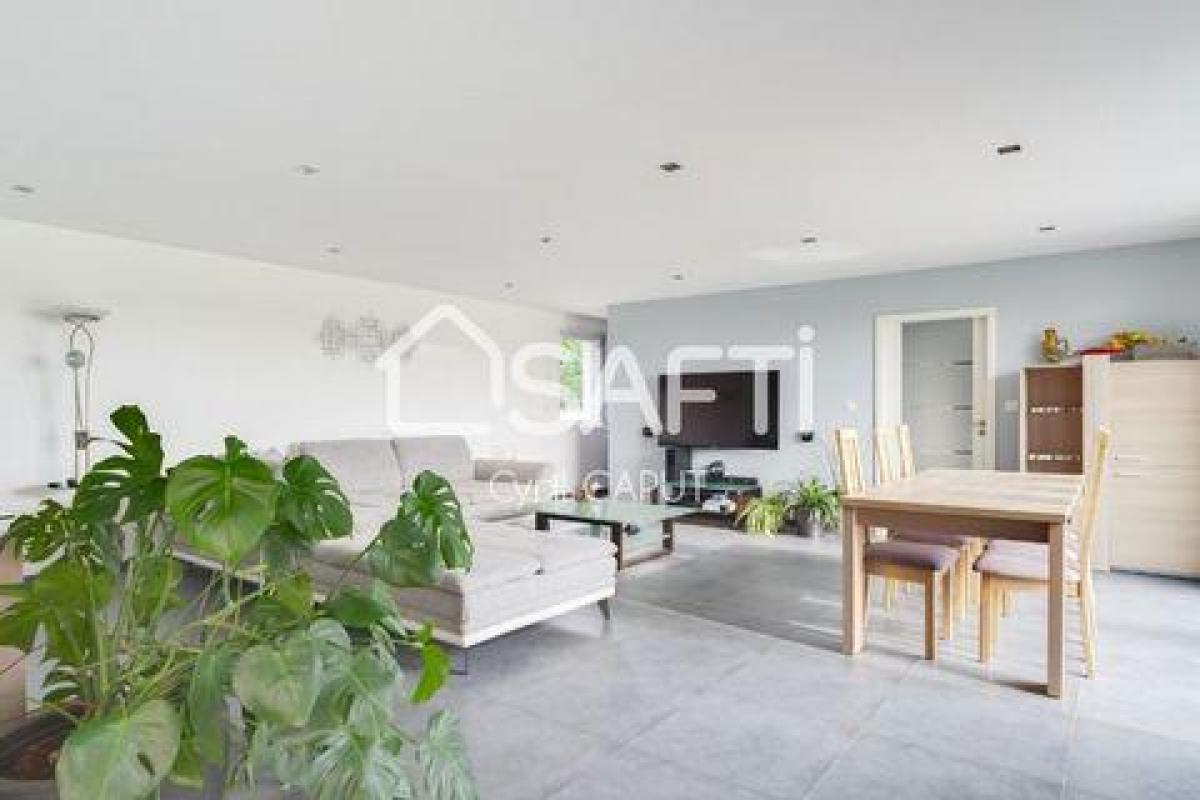 4 bedrooms House in Lexy, France No. 3669