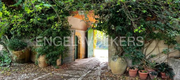 44 rooms Castles in Chiaramonte Gulfi, Italy No. 132091 3