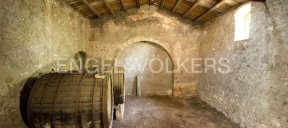 44 rooms Castles in Chiaramonte Gulfi, Italy No. 132091 11