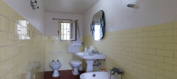 44 rooms Castles in Chiaramonte Gulfi, Italy No. 132091 34