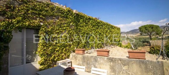 44 rooms Castles in Chiaramonte Gulfi, Italy No. 132091 24