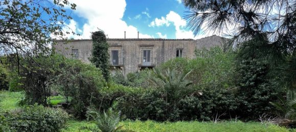 44 rooms Castles in Chiaramonte Gulfi, Italy No. 132091 33