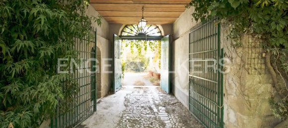 44 rooms Castles in Chiaramonte Gulfi, Italy No. 132091 31