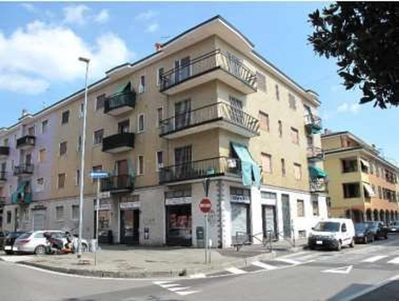 4 rooms Apartment in Pioltello, Italy No. 99849