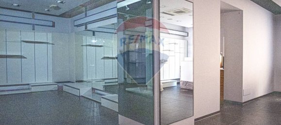 2-Zimmer Gewerbliche Immobilie in Ragusa, Italy, Nr. 131038 10