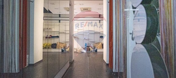 2-Zimmer Gewerbliche Immobilie in Ragusa, Italy, Nr. 131038 2