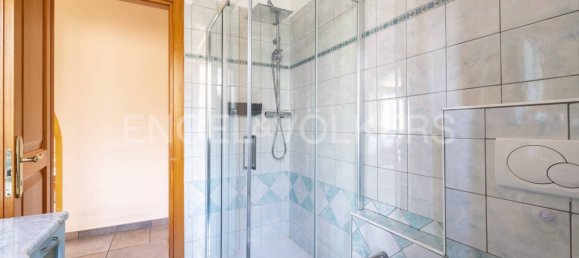 5 bedrooms Villa in Cunardo, Italy No. 62515 20