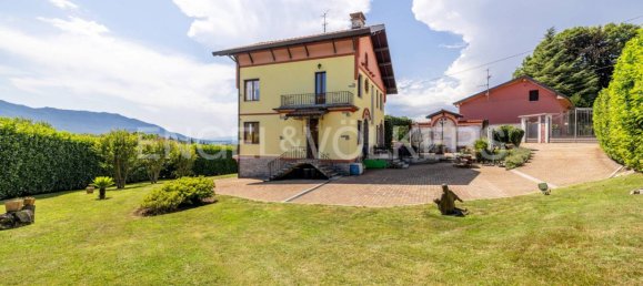5 bedrooms Villa in Cunardo, Italy No. 62515 35