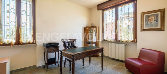 5 bedrooms Villa in Cunardo, Italy No. 62515 34