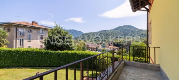5 bedrooms Villa in Cunardo, Italy No. 62515 28