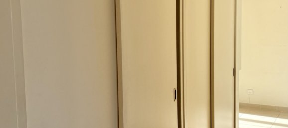 3 bedrooms Apartment in Reims, France No. 152930 4