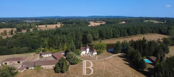 10 Schlafzimmer Schlösser in Limoges, France, Nr. 297944 2