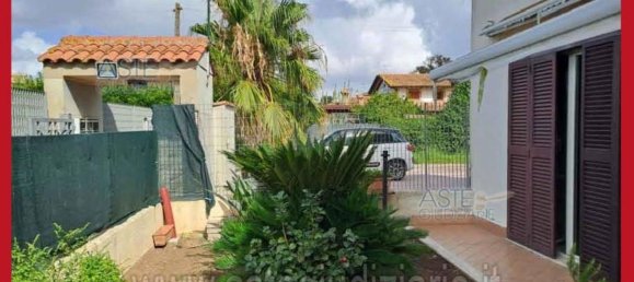 Квартира с 5 спальнями в Латина, Италия № 350069 27