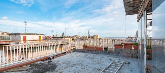 2 Schlafzimmer Wohnung in Aci Catena, Italy, Nr. 55943 9