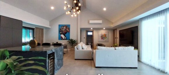 4 bedrooms Villa in Bang Lamung, Thailand No. 13763 6