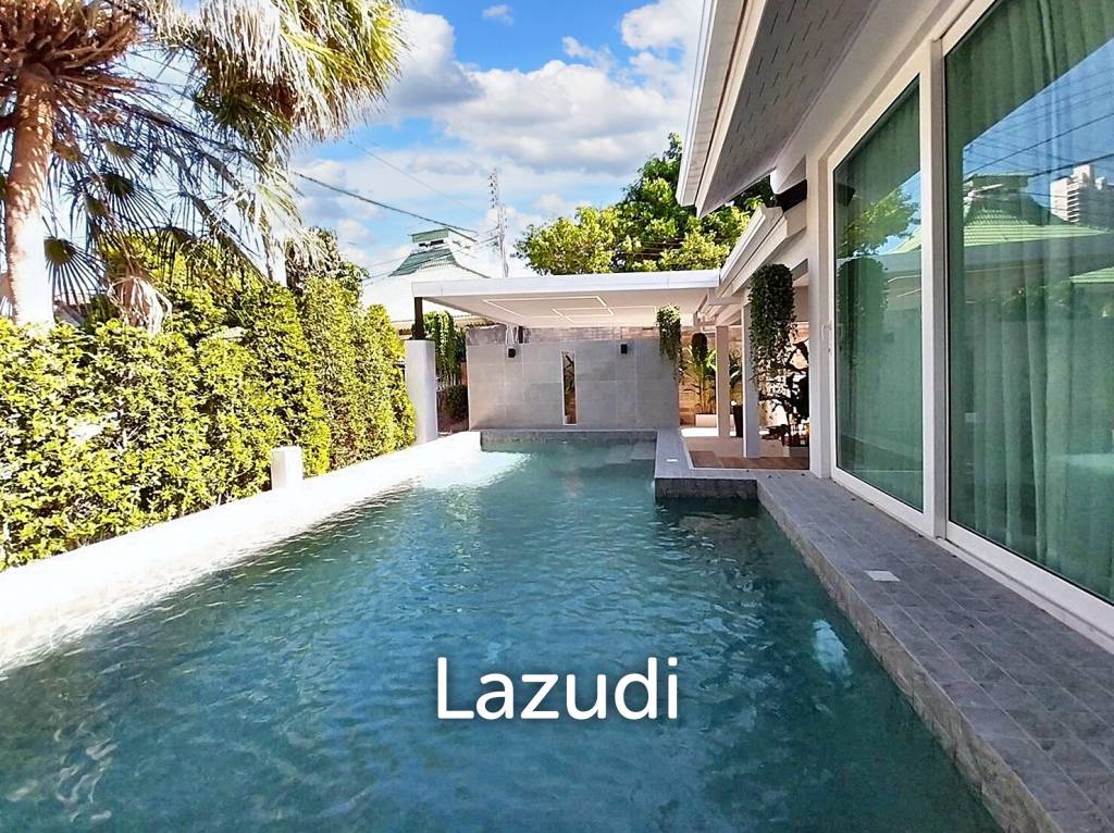 4 bedrooms Villa in Bang Lamung, Thailand No. 13763