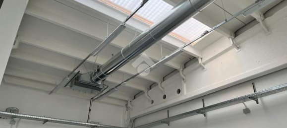 Lagerhaus in Parma, Italy 1000m², Nr. 23783 30