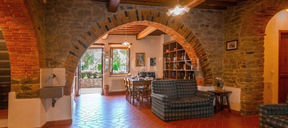 Villa de 9 dormitorios en Bucine, Italy No. 279739 21