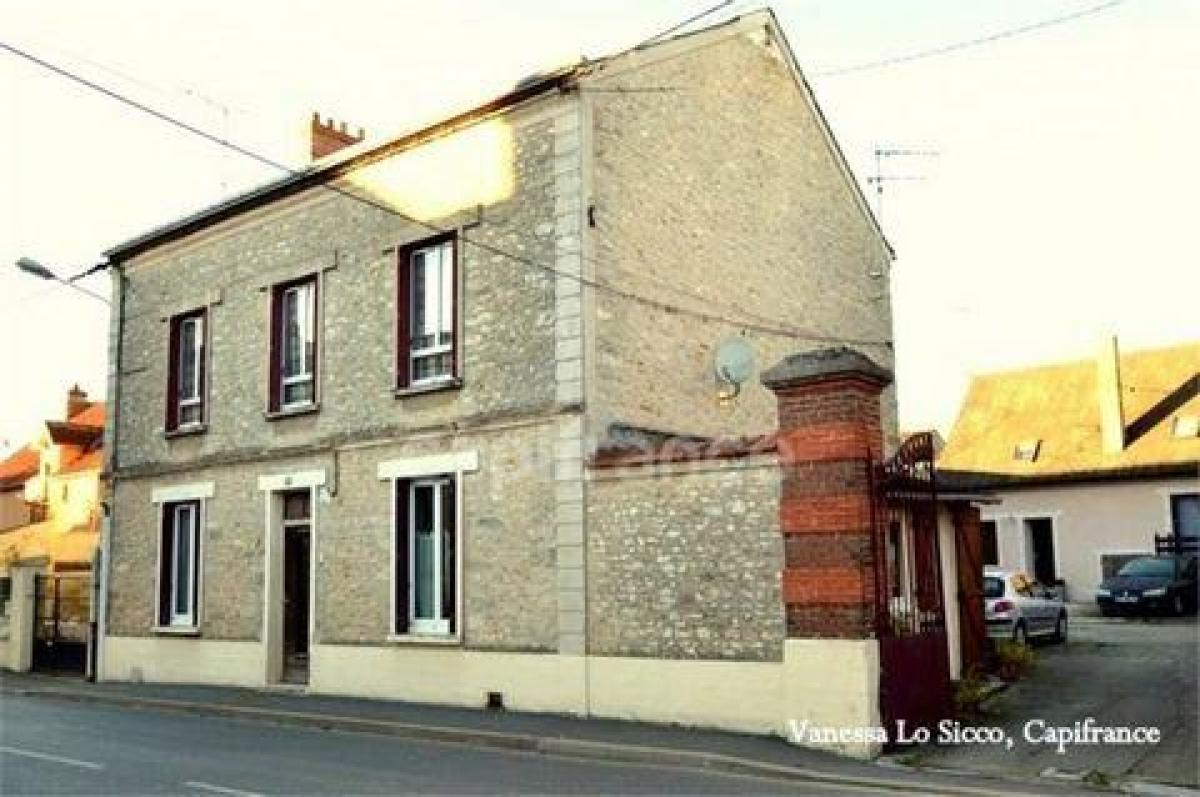 شقة 4 غرف نوم  في Pussay, France رقم 12217