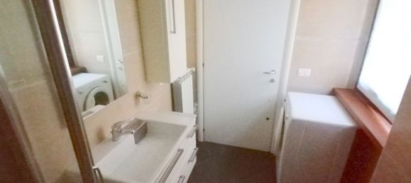 2غرفة شقة في Biella, Italy رقم 294905 12