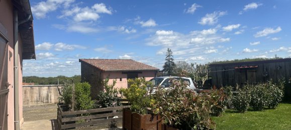 Casa de 3 dormitorios en Saint-Saturnin, France No. 244784 3