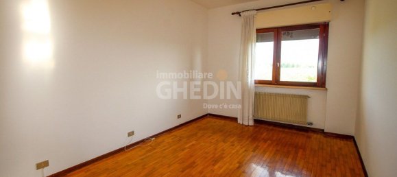 6 bedrooms House in Susegana, Italy No. 317872 9