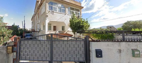 4 rooms Apartment in Carini, Italy No. 50937 10