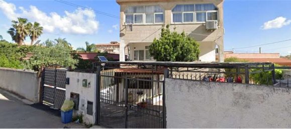 4 rooms Apartment in Carini, Italy No. 50937 16