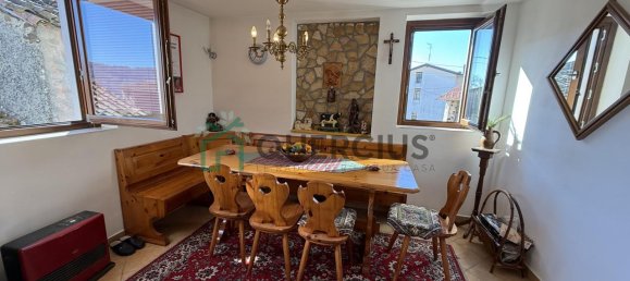 5 rooms House in Altissimo, Italy No. 14685 14