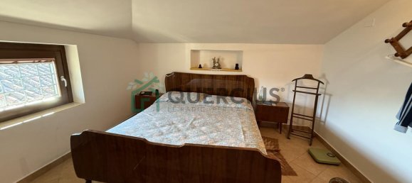 5 rooms House in Altissimo, Italy No. 14685 26
