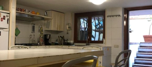 5غرفة منزل في Carrara, Italy رقم 45587 6