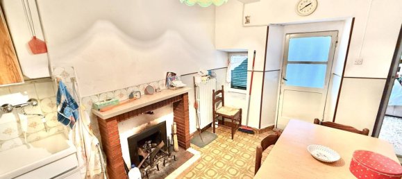 Дом с 3 комнатами в Риети, Италия № 288659 4