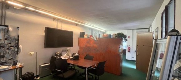 390m² Building in Milan, Italy No. 364760 4