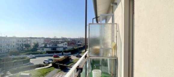 Apartamento de 2 dormitorios en Borgo Virgilio, Italy No. 228679 19