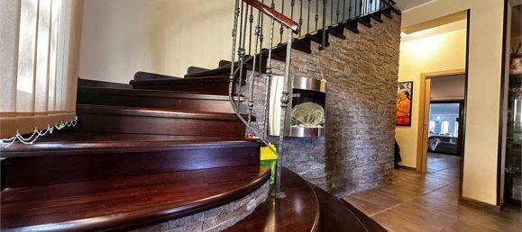 Villa de 6 dormitorios en Syracuse, Italy No. 250221 22