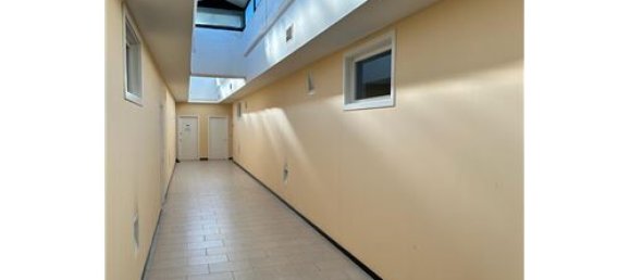 5-Zimmer Büro in Foligno, Italy, Nr. 280276 5