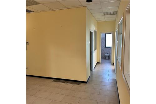 5-Zimmer Büro in Foligno, Italy, Nr. 280276