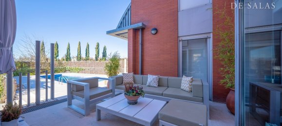 5 bedrooms House in Alcobendas, Spain No. 19741 3